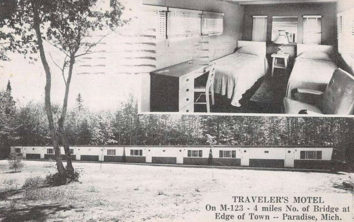 Tahquamenon Suites Lodging (Travelers Motel) - Old Postcard